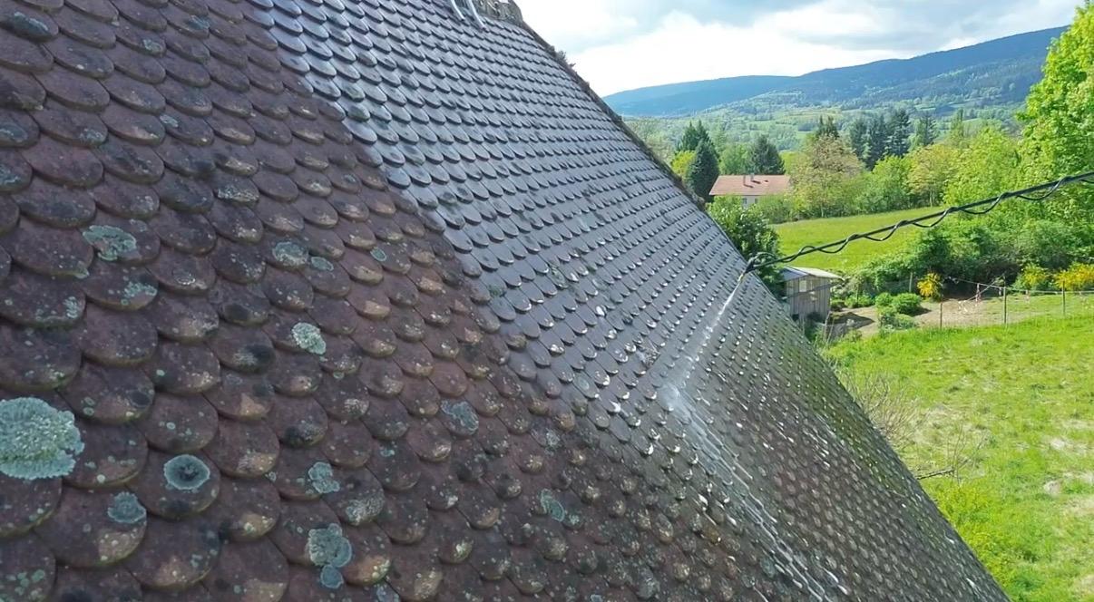 Démoussage toiture Aveyron